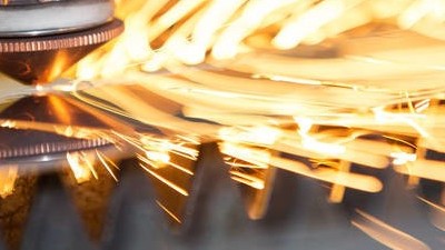 凈化激光切割煙塵，執信環保激光切割煙霧過濾器！